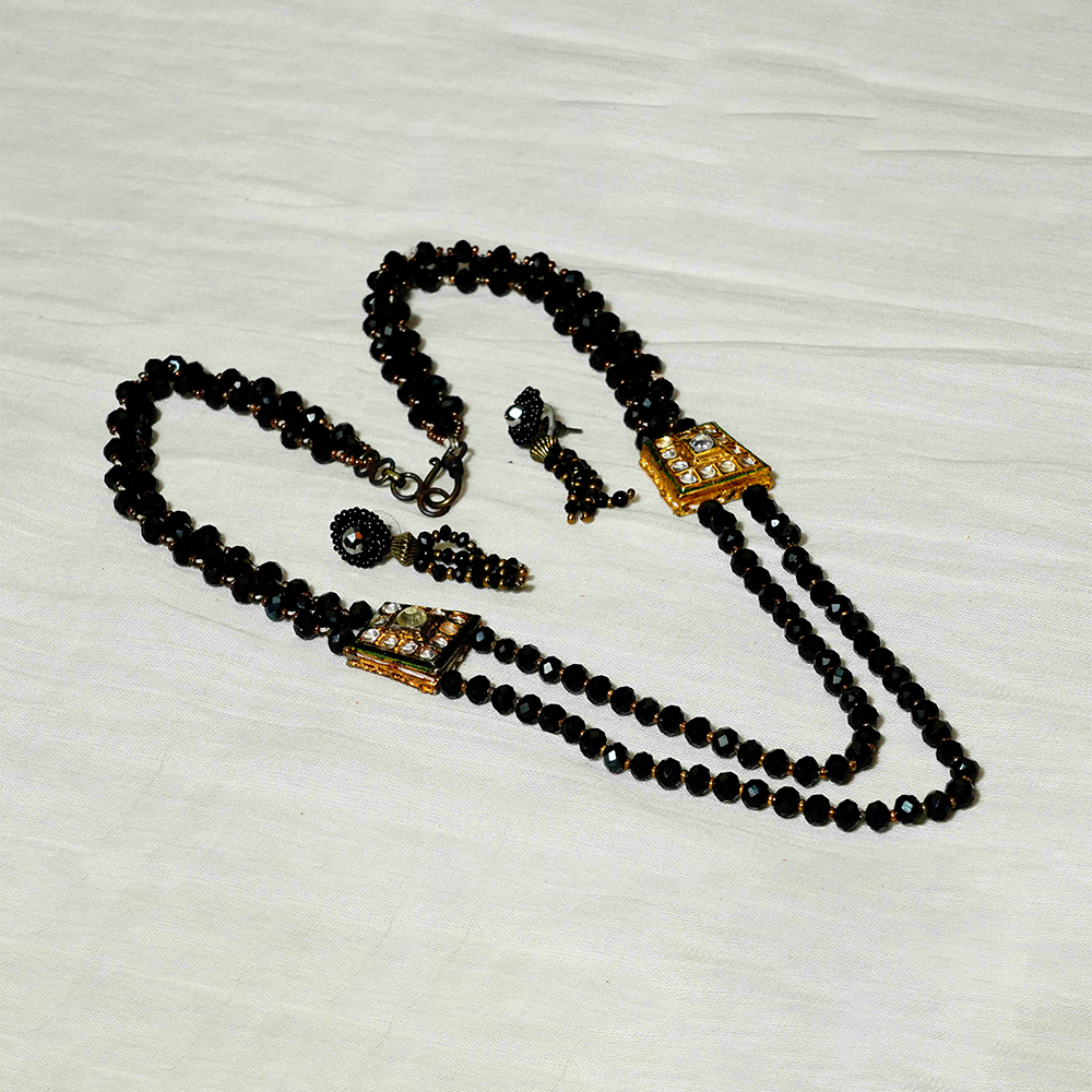 Black Crystal medium and Small 2 layer and Meenakari Kundan double sided Connector