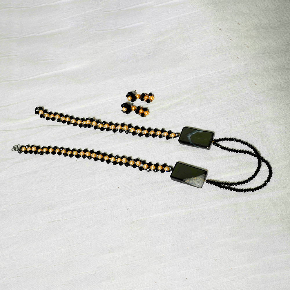 Half White and Black Colour Two Layers Black Crystal & Rectangle Black Stone Connectors