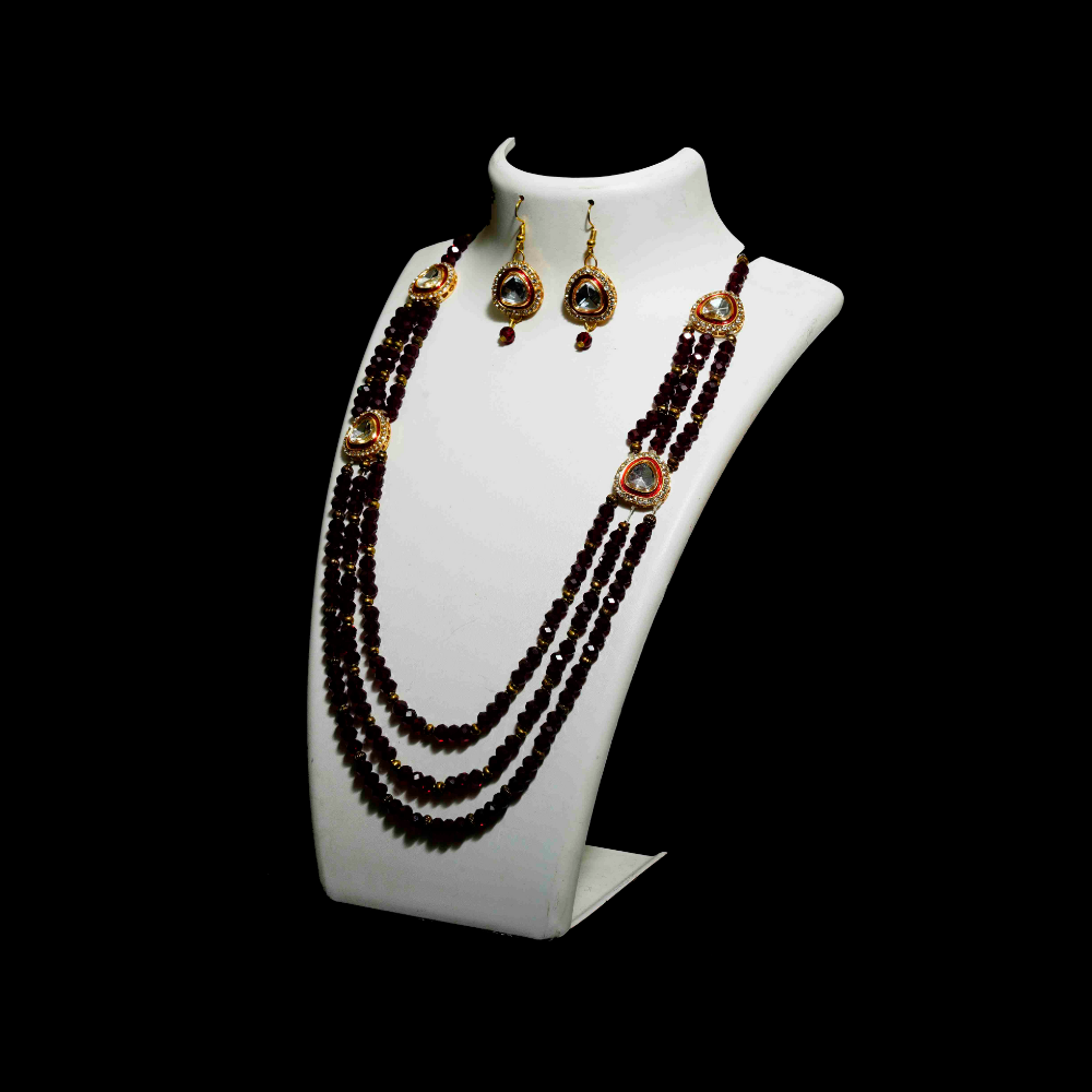 Maroon 3 layers and White Kundan Connectors